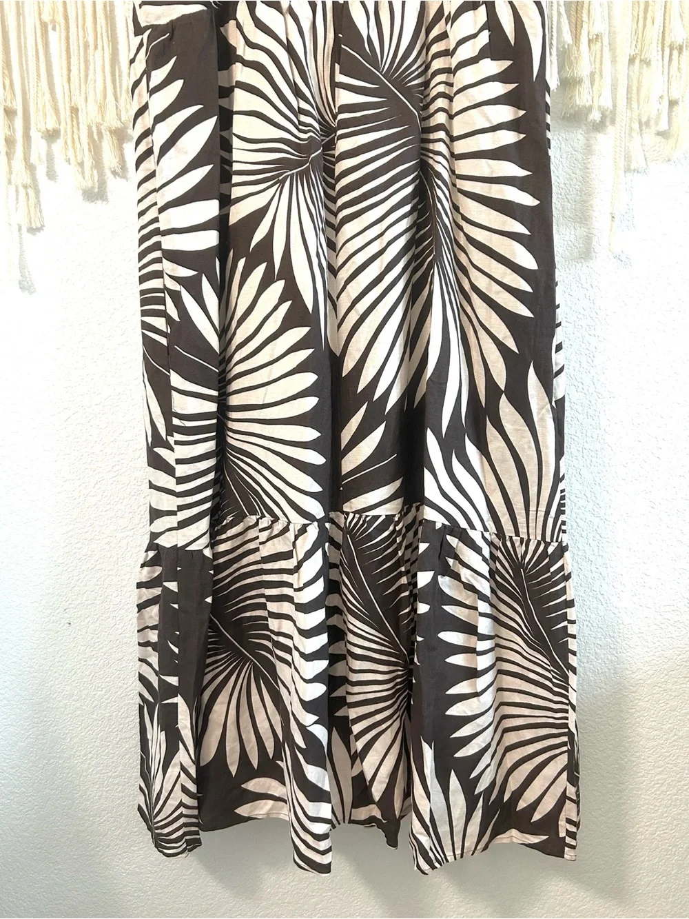 SANCTUARY Sundance Brown Palm-Print Maxi Dress with Cream Accents Linen Blend